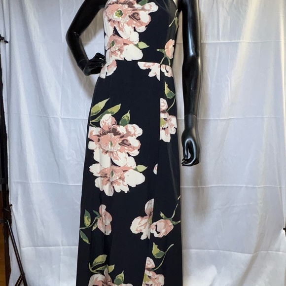Floral Black Maxi Dress - Picture 1 of 5